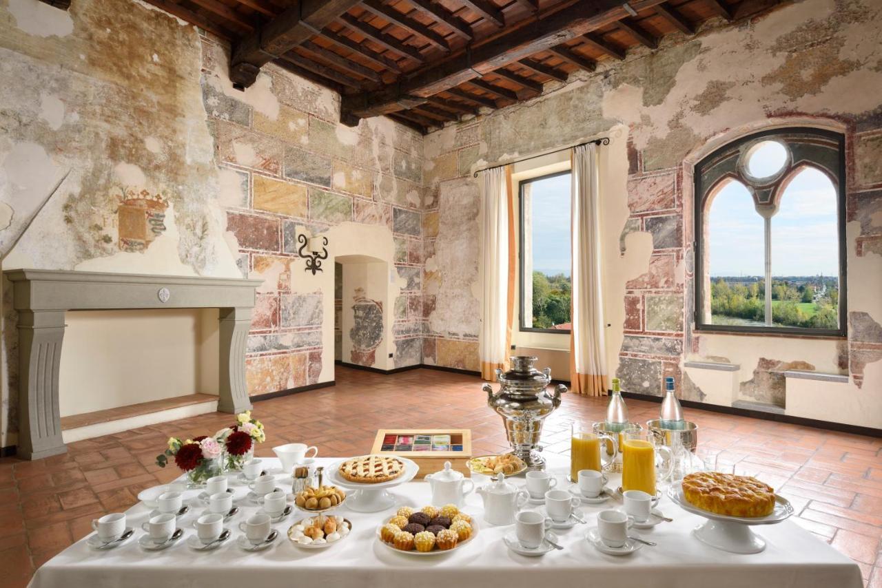 Castello Visconteo Hotel Cassano D'adda Exterior photo